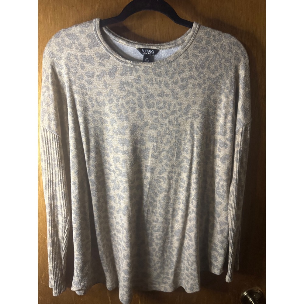 Buffalo David Bitton Womens Leopard Print Long Sleeve Top Grey Tan Animal M